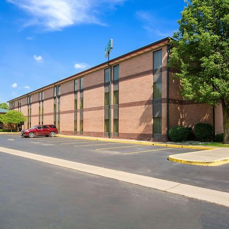 Quality Inn & Suites Sellersburg Extérieur photo