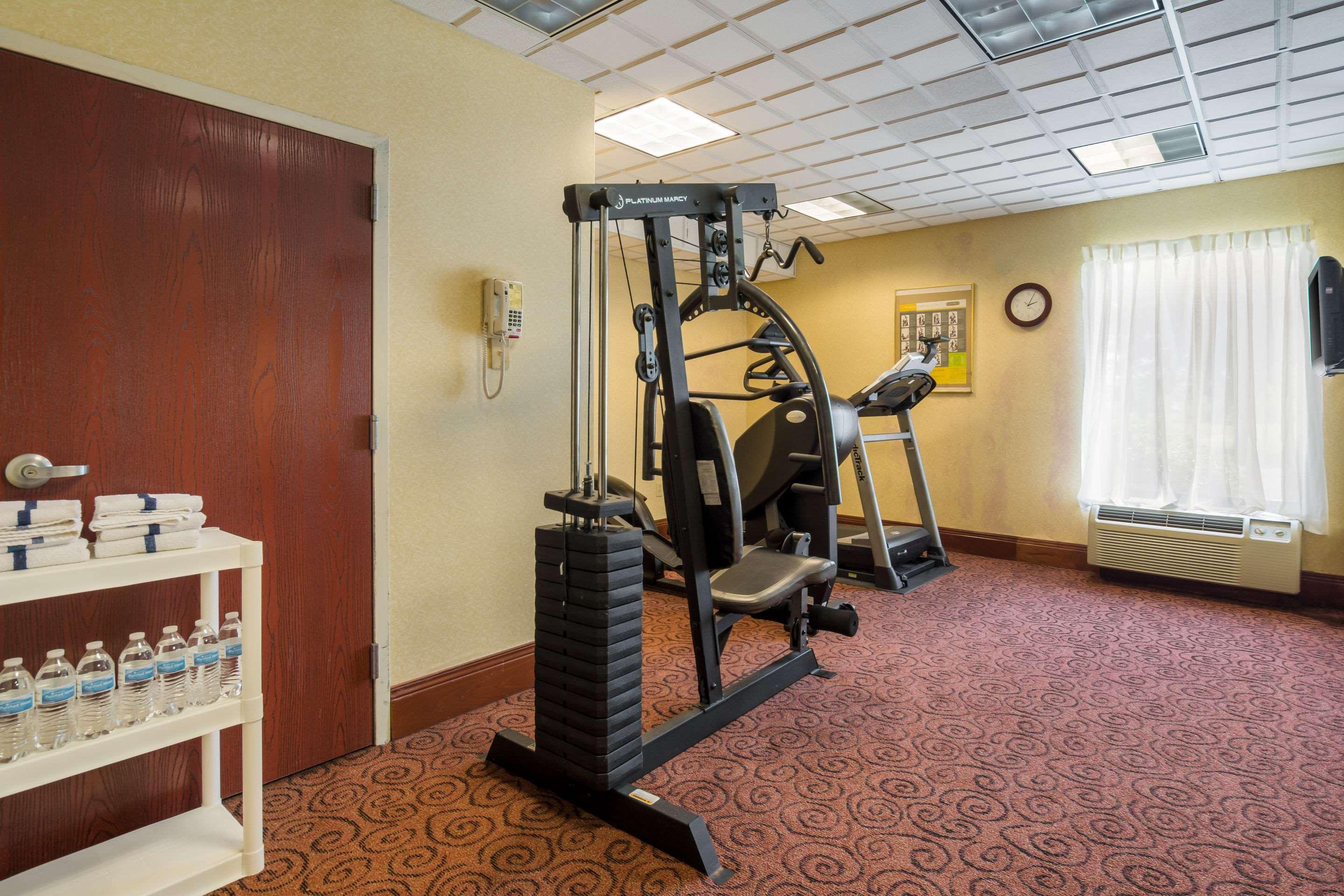 Quality Inn & Suites Sellersburg Extérieur photo