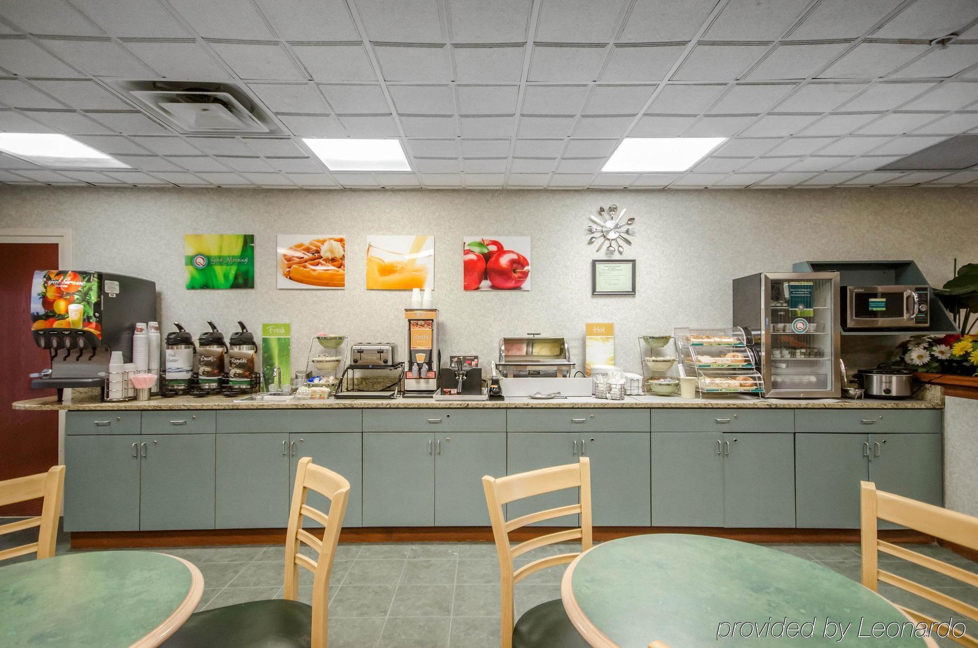 Quality Inn & Suites Sellersburg Extérieur photo