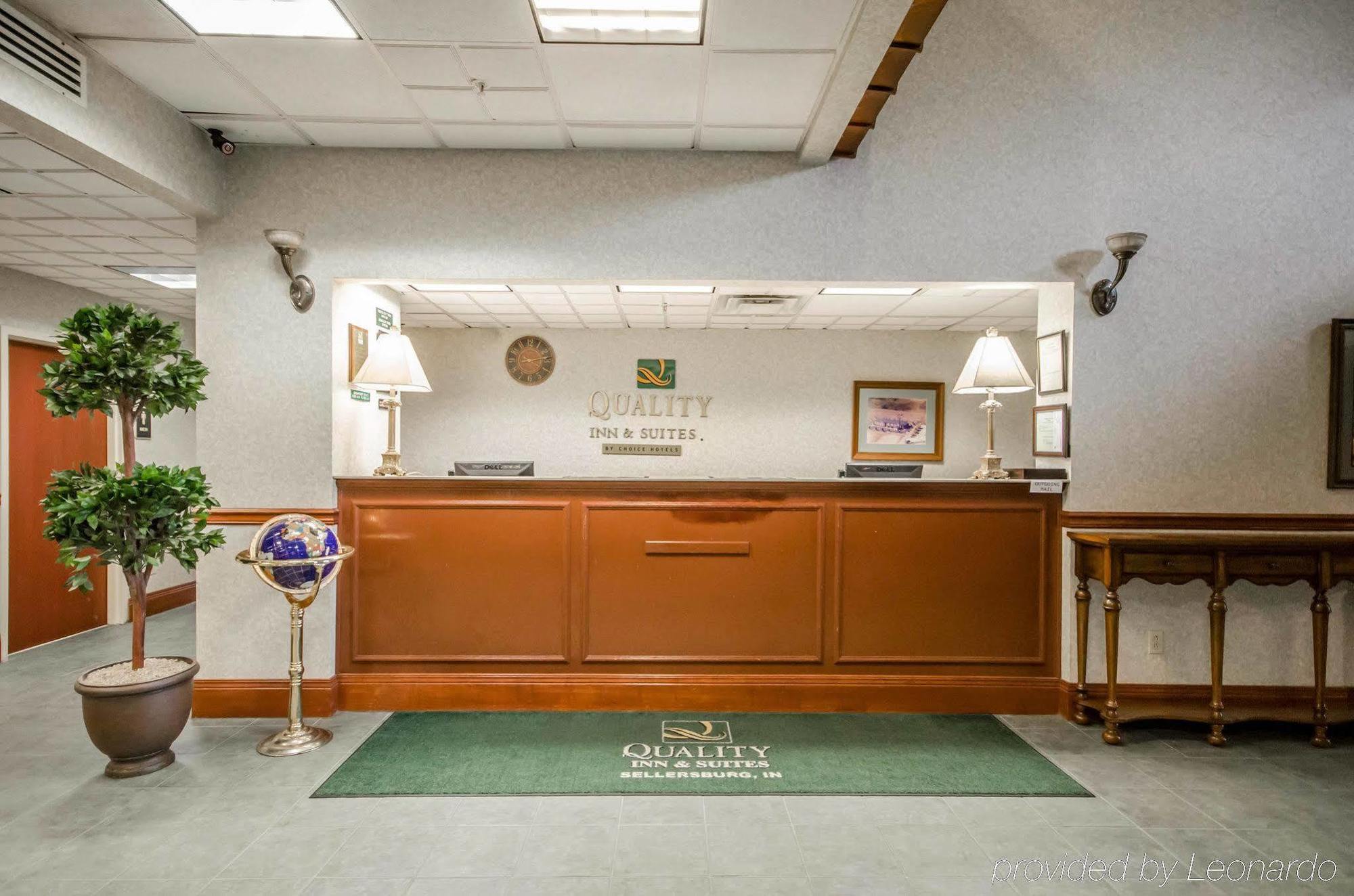 Quality Inn & Suites Sellersburg Extérieur photo